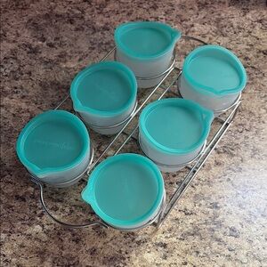 Pampered Chef Mini Freezer Bowls with Lids & Rack